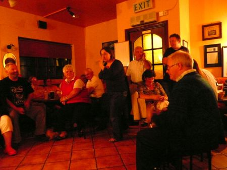 Danielle_telling_at_the_singers_c_4